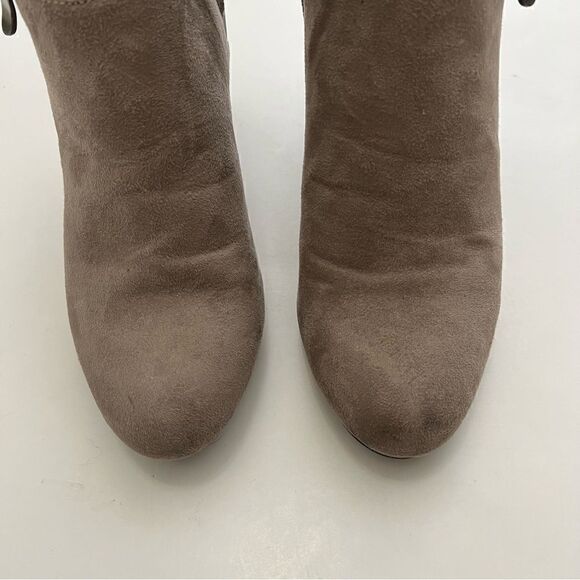 Chinese Laundry Brown Suede Ankle Edge Bootie Women’s Size 7 - Picture 4 of 10